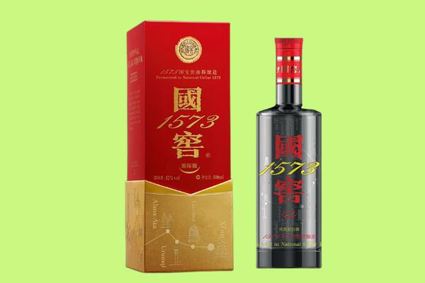 洛阳偃师市回收国窖1573.jpg